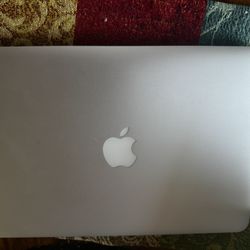 Late 2013 MacBook Pro Suitable For Parts Or Repair 