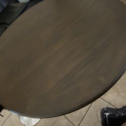 Couch, Barstool, circle Table