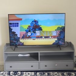 Samsung 50" Smart TV With Ikea Stand 