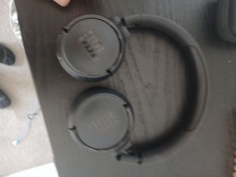 Jbl headphones