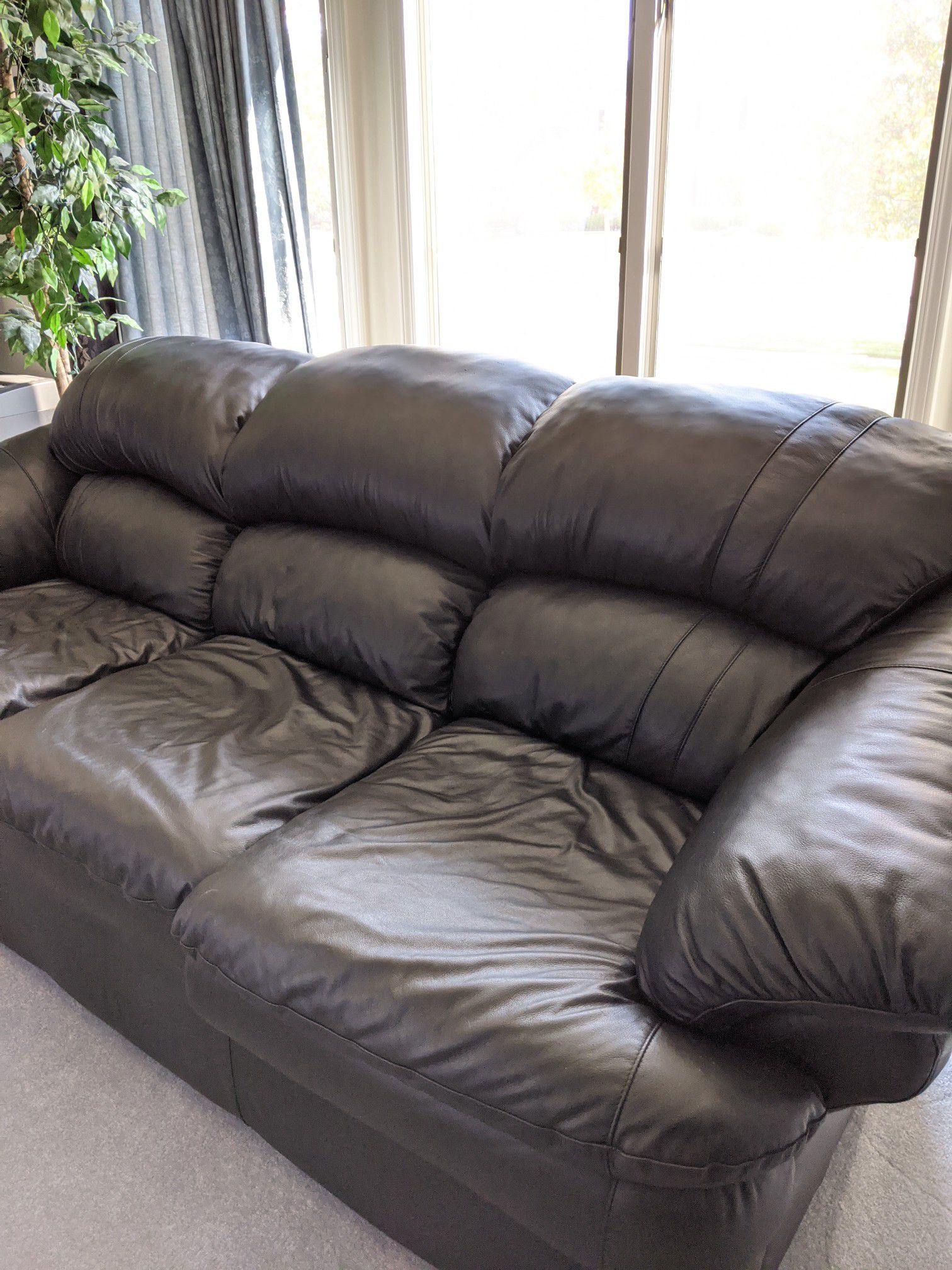 Calvin's Classic Leather Sofa