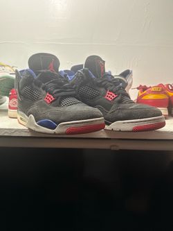 Jordan 4