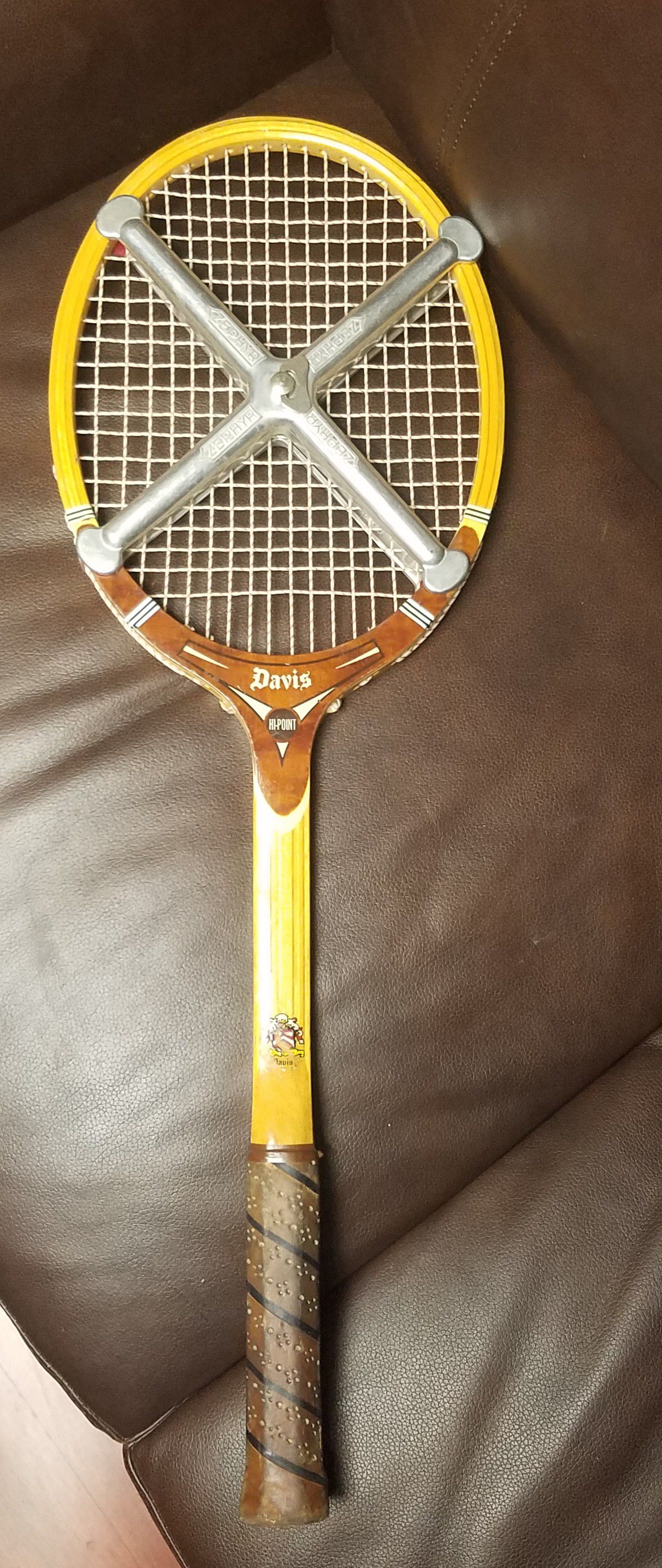 Davis wooden Hi-point tennis racket