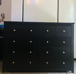 EnHomee Dresser for Bedroom with 10 Deep Drawers Wood Black Dresser & Chests  for Bedroom with Smooth Metal Rail Modern Dressers for Bedroom,Entryway for  Sale in Alta Loma, CA - OfferUp