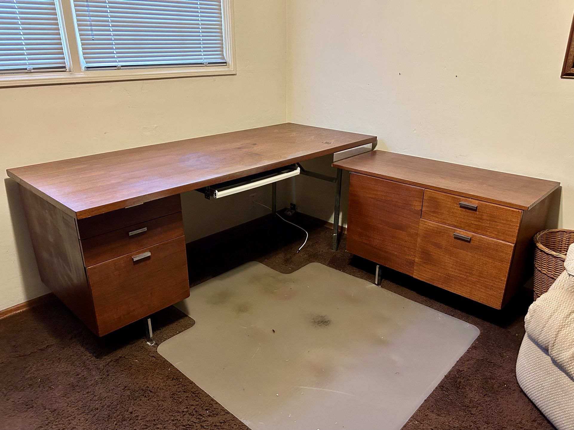 Mid Century Modern Robert John Executive Desk With Return
