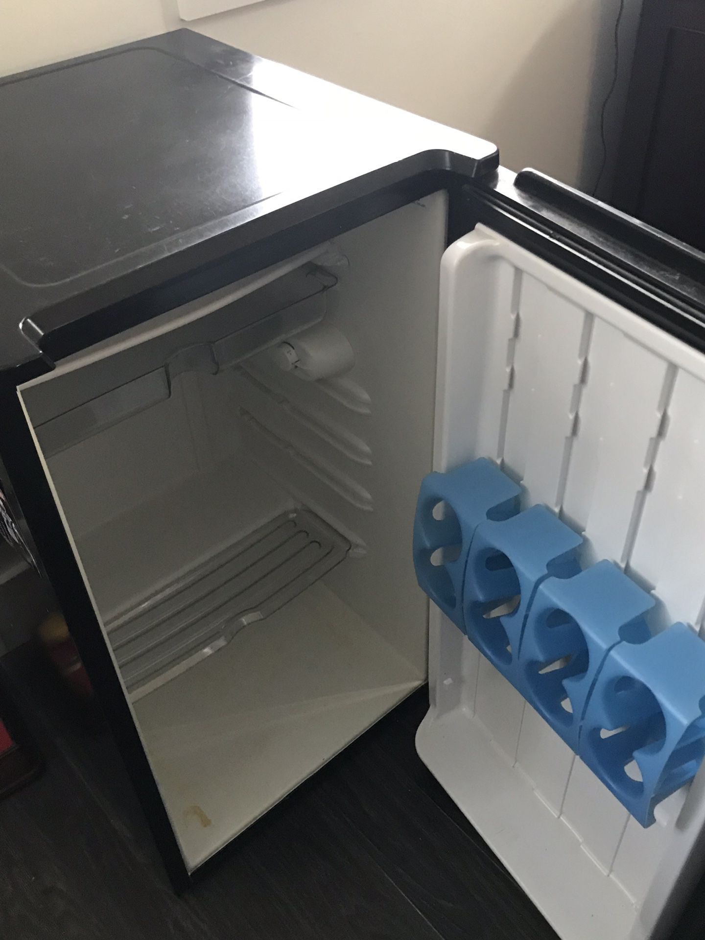 PRICE DROP - Mini Fridge w/ Freezer Tray and Can Holders just in time for Football Season!