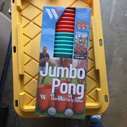 Beer pong game
