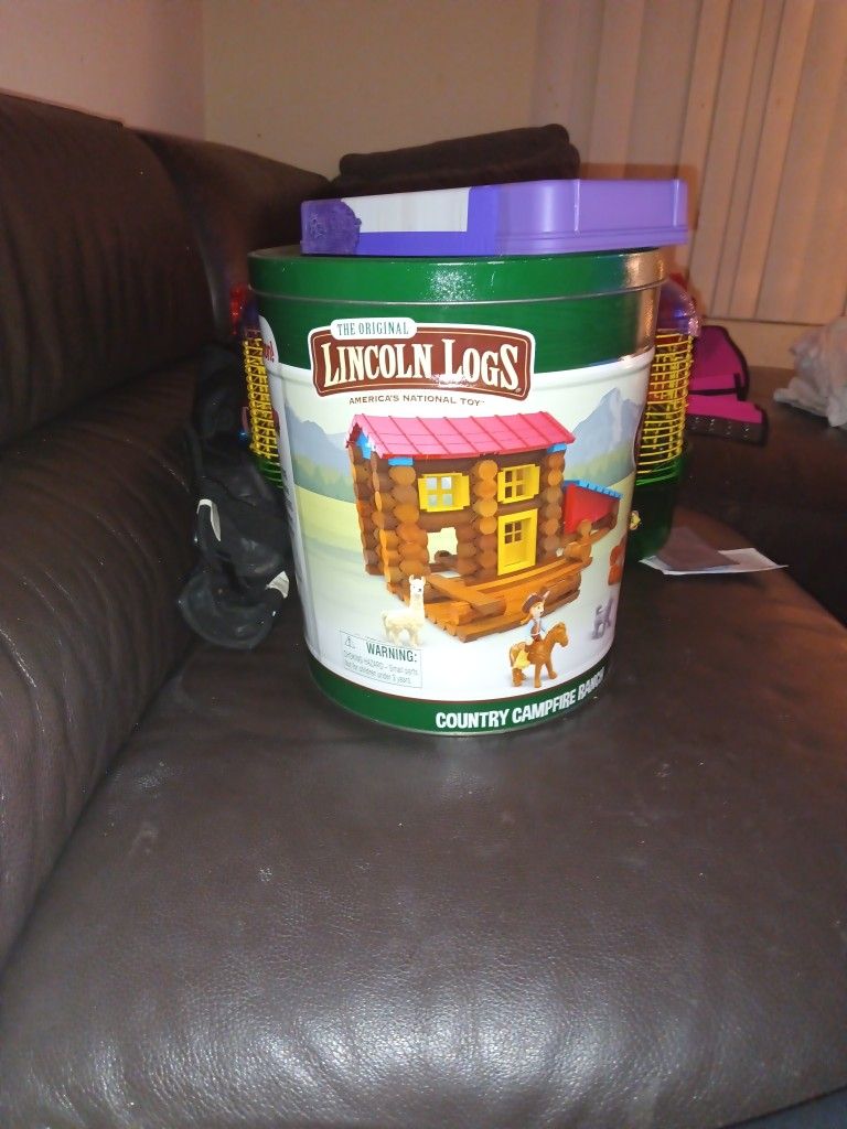 Brand New Lincoln Logs