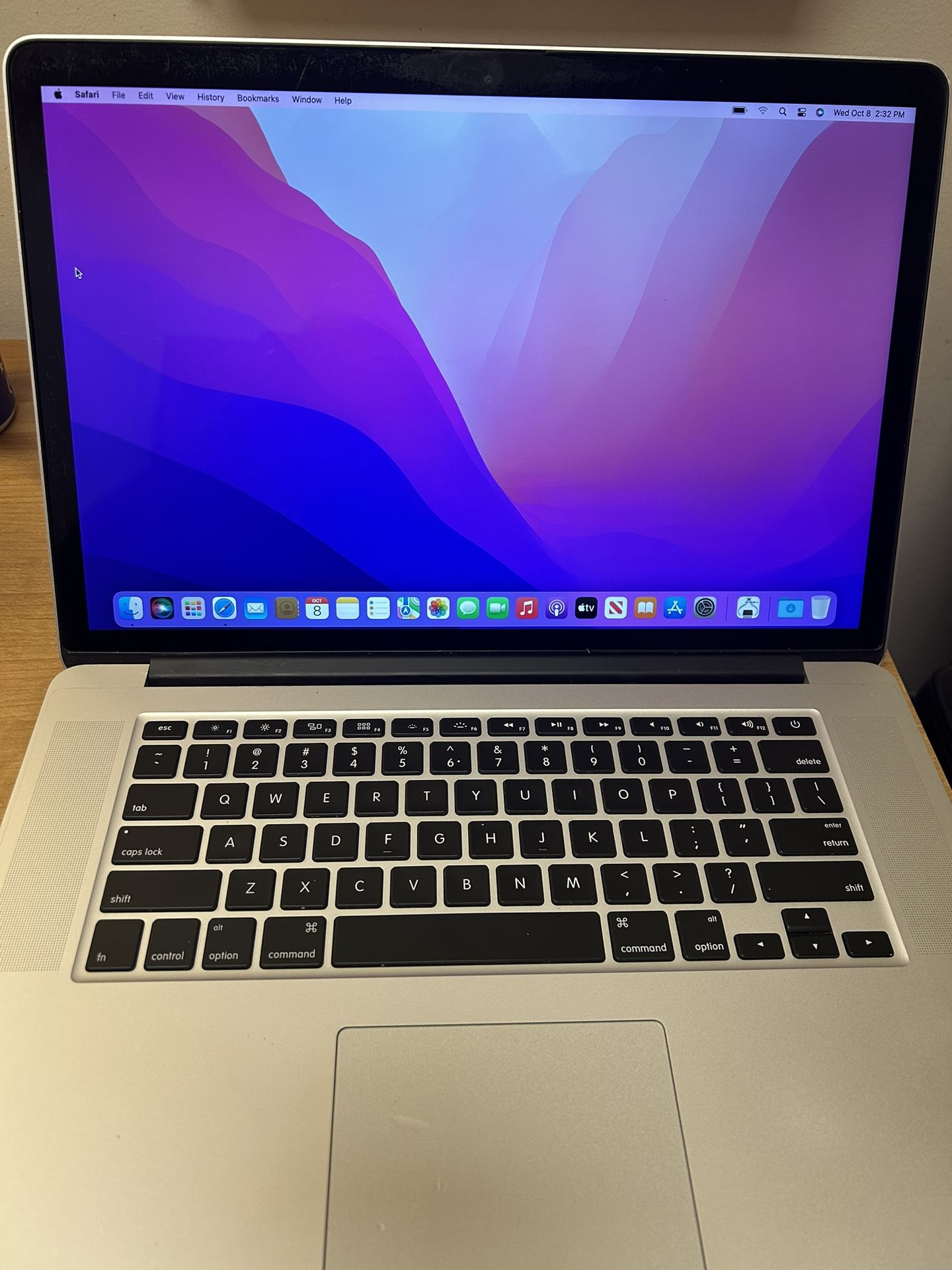 MacBook Pro 15in i7 16GB 240SSD No iCloud Lock
