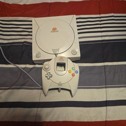 Sega Dreamcast With Sonic Adventure 