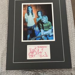 Autograph  Photo Of Nirvana 