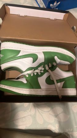 Nike Air Jordan 1 Low SE "Chlorophyll"