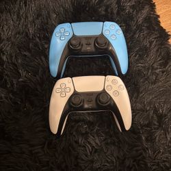 2 Wireless PS5 controllers