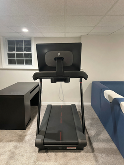 2022 Pelotan Treadmill in like new condition