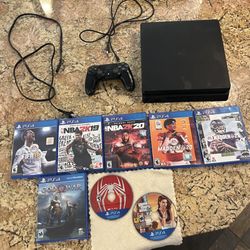 Play Station 4/ Remote/ All Cords/ 8 Games