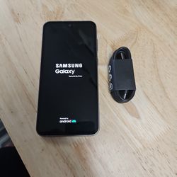 Samsung Galaxy S23fe....128gb.  Unlock Any Sim 