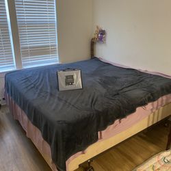 Urgent Need Gone!!!! Only 200 Full  SetTemper -Pedic King Size mattress Set With Twin  Bed Bases   An Any Size Bed Frame A Only Asking 200