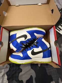 High White Nike Dunks Size 10.5
