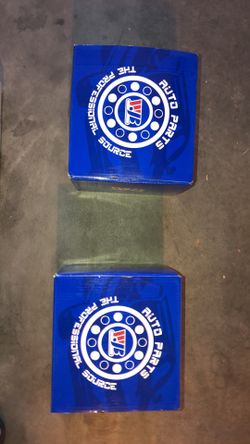 2004 Chevy tracker pair of wheel bearing assembly