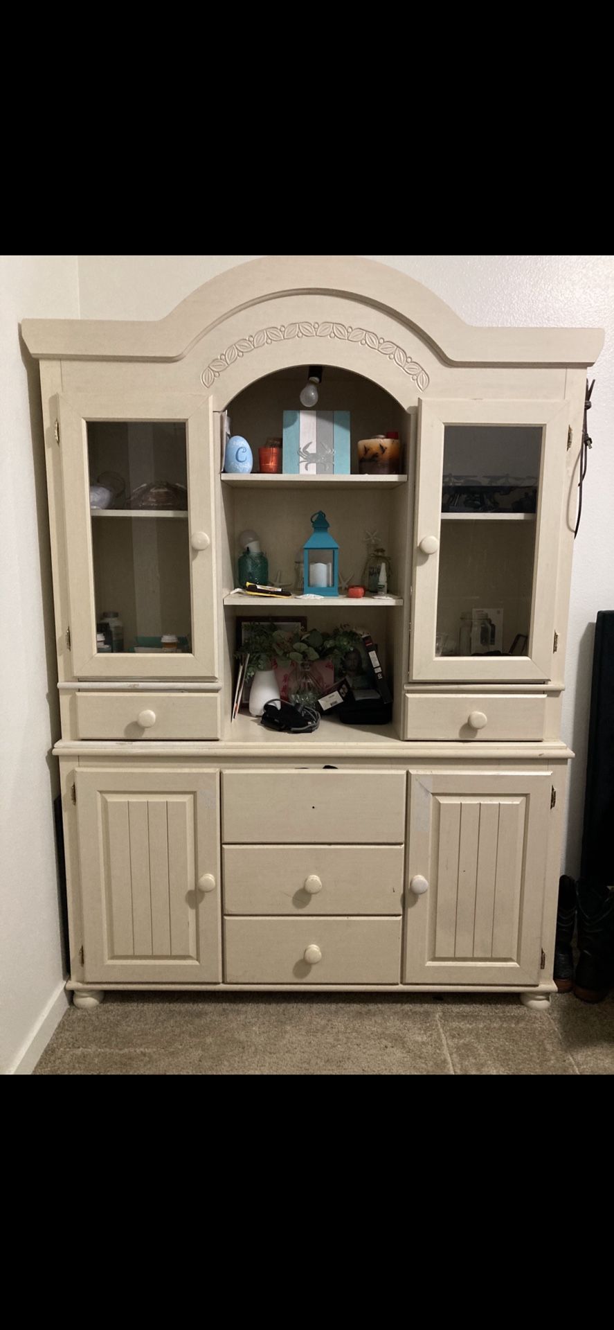 Bedroom Hutch 