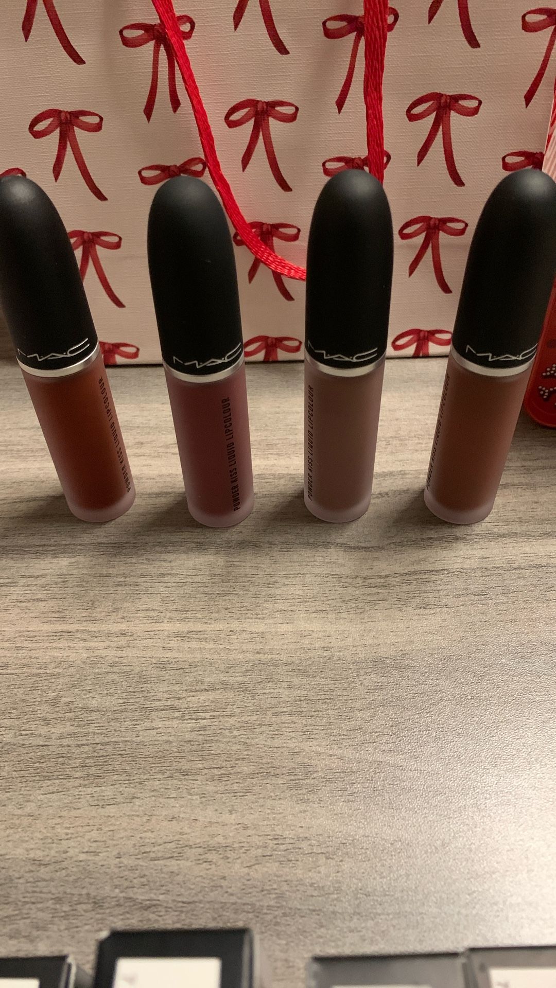 MAC POWDER KISS LIQUID Lipcolour