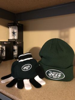 New York Jets beanie and gloves