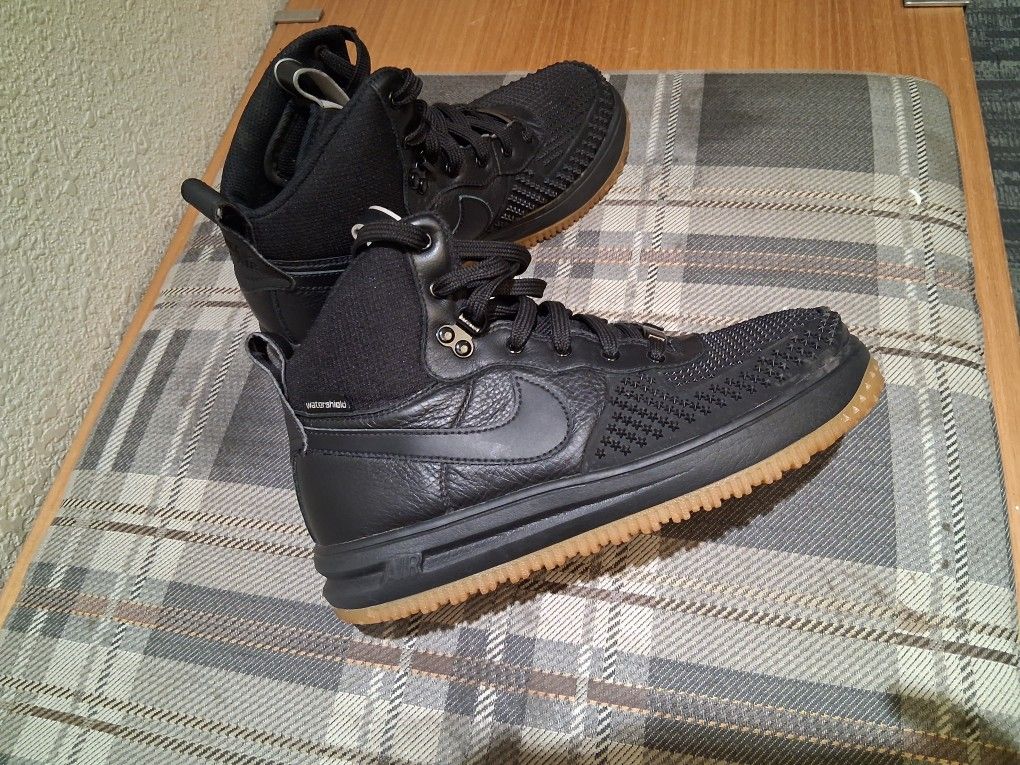 Nike Air Force Boots