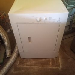 Frigidaire Dryer 