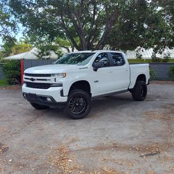 2021 Chevrolet Silverado rst