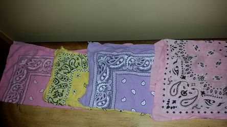 4 bandana's