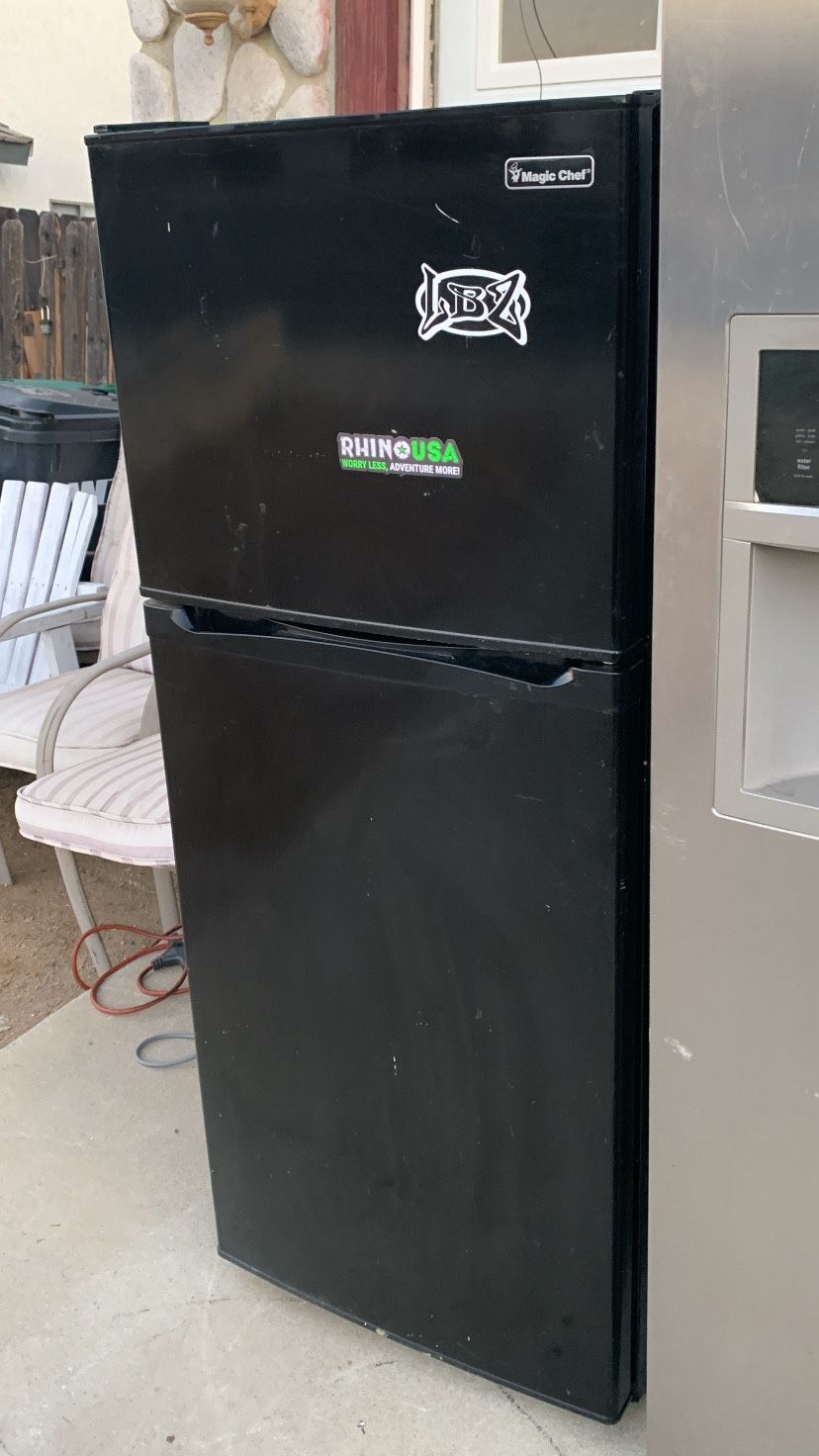 Magic Chef Refrigerator 
