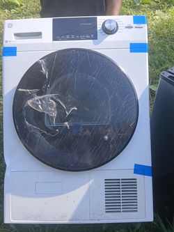 WASHER/DRYER GE 24" 2.4 cu. ft.