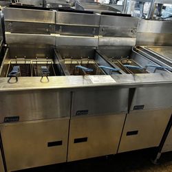 Pitco Commercial Fryer - Nat.gas 