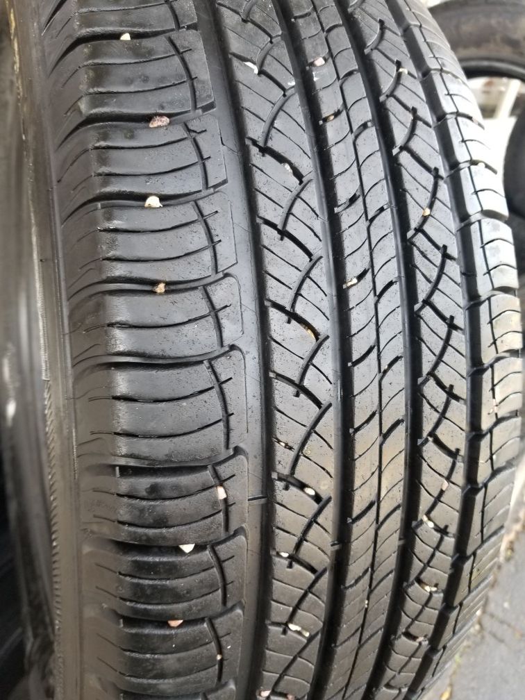 I have a quality used set of Michelin 245.60r18