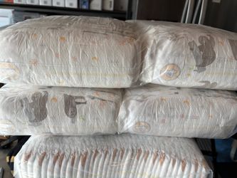 Kirkland Ultra Soft diapers Size 3 & 4