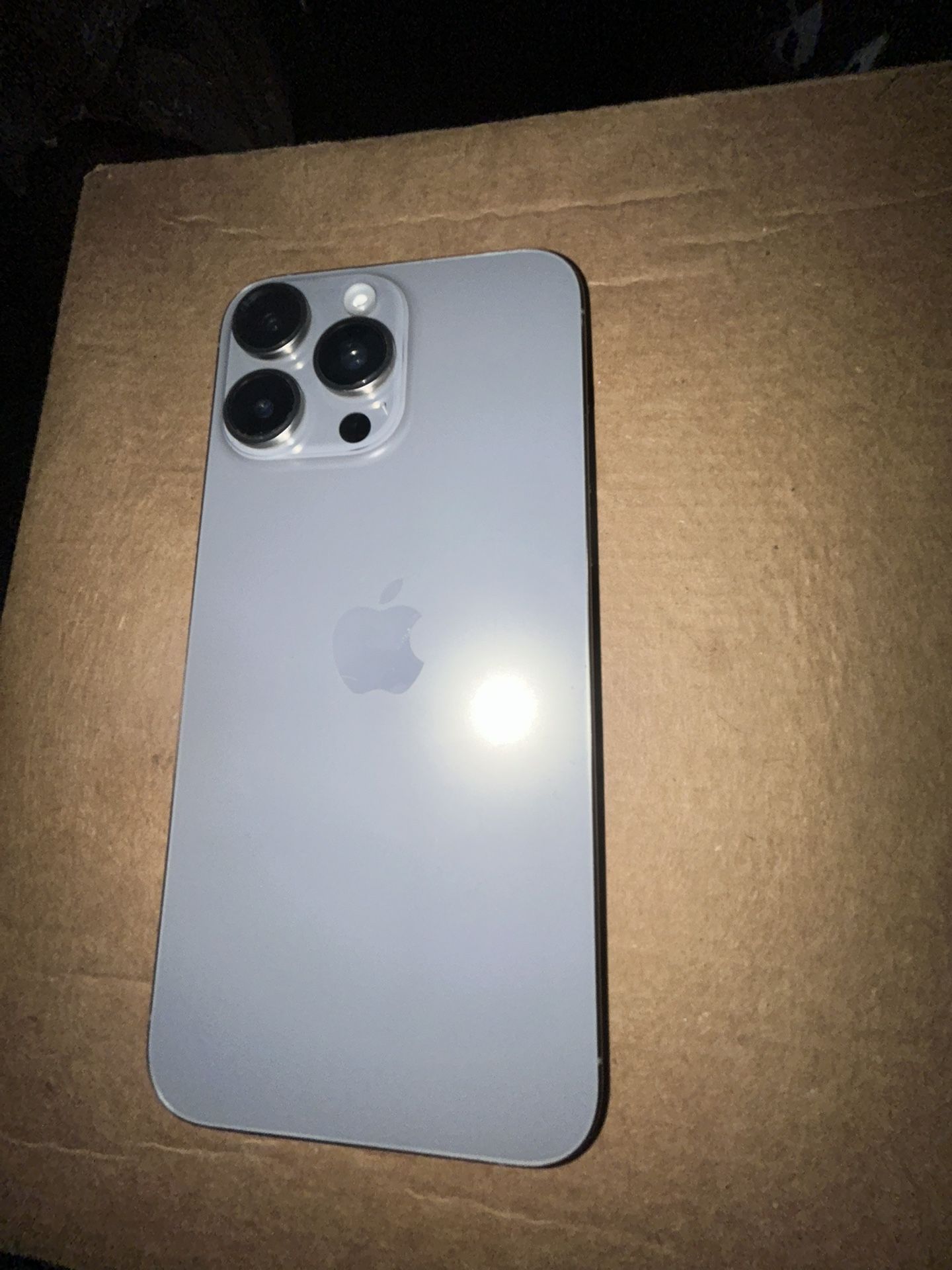 IPHONE 15 Pro Max 