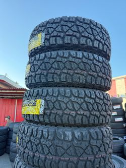 🚨‼️vendo set de llantas Lt 265 70 17 Heaway tires R/T