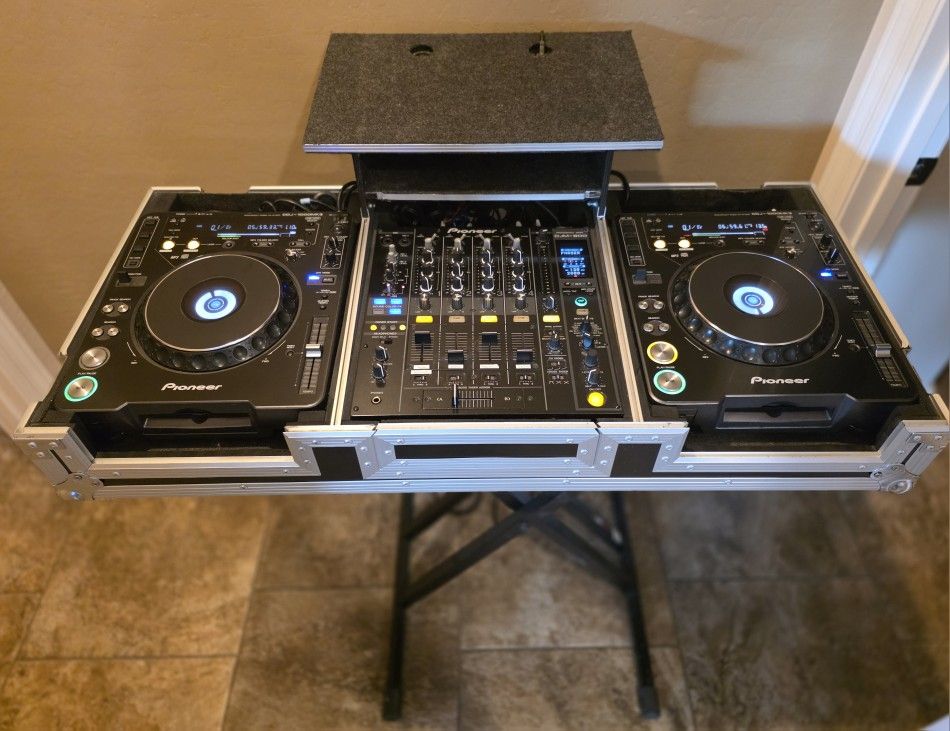 🔥Pioneer DJ Equipment PACKAGE DEAL🔥 (2 Pioneer 1000MK3's, DJM 800 Mixer, and DJ Equipment Box to Carry It All)