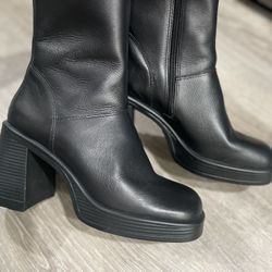 Madden Girl Black Boots 