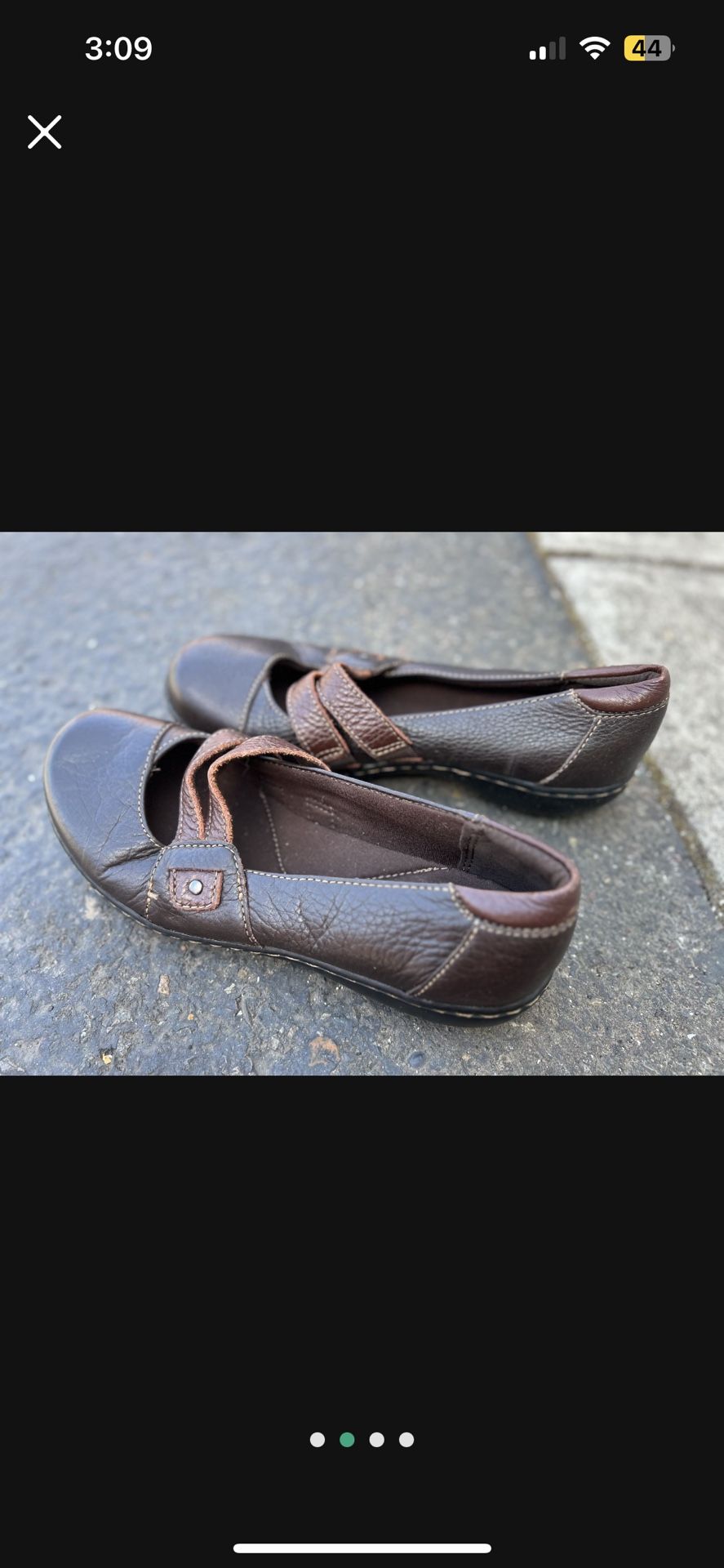 Woman’s 7 Clarks Shoes