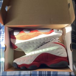 Air Jordan 13 Retro Low 