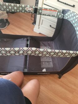 Baby Crib Play