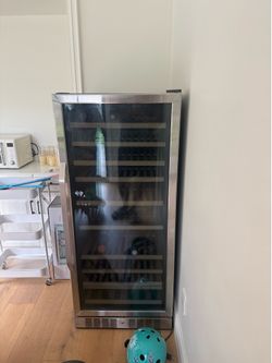 Newair wine fridge cooler AWR-1160DB