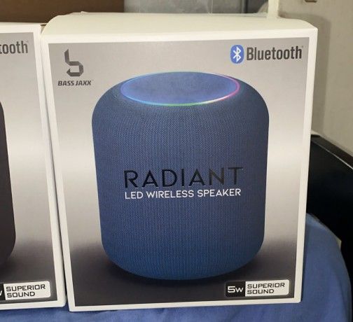LED BLUETOOTH SPEAKER