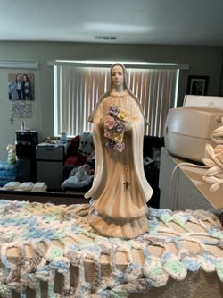 Vintage Porcelain Saint Therese of Lisieux Figurine