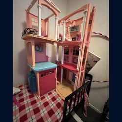 Barbie Dream House 