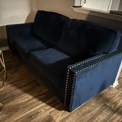used like new tuft couches