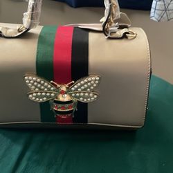 Female purse brand new