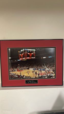 Bulls three peat frame