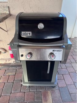 Weber Spirit Natural Gas Grill (not for propane tanks)